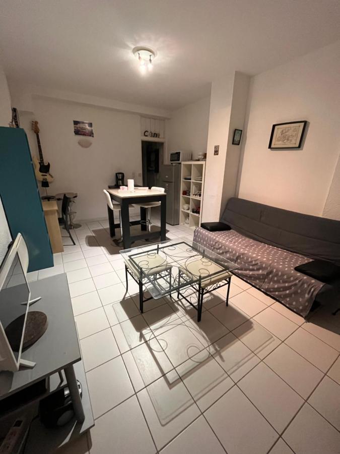 Appartement T2 Au Port De Canet-En-Roussillon - Proche De La Plage Et De L'Aquarium Oniria Bagian luar foto